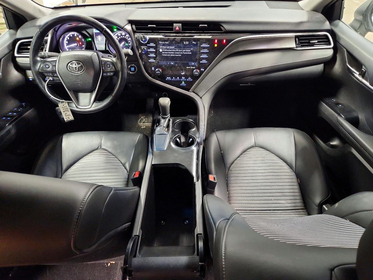 2018 TOYOTA CAMRY