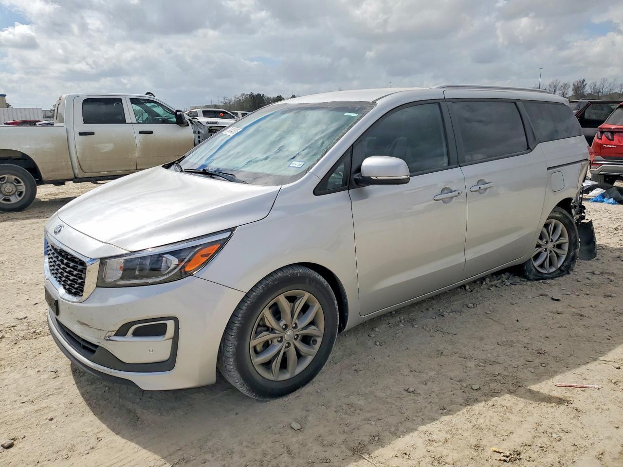 2020 KIA SEDONA