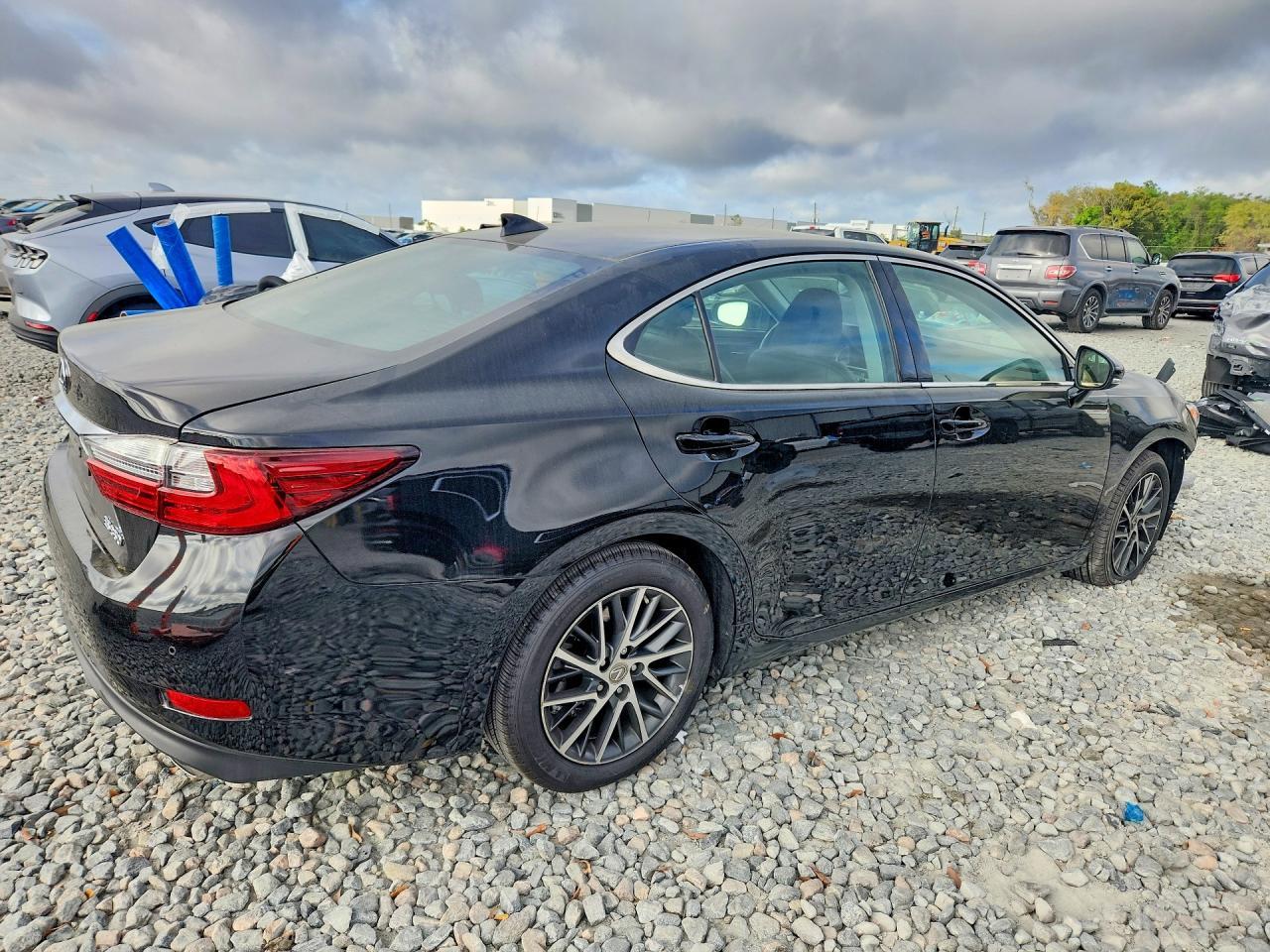 2017 LEXUS ES 350