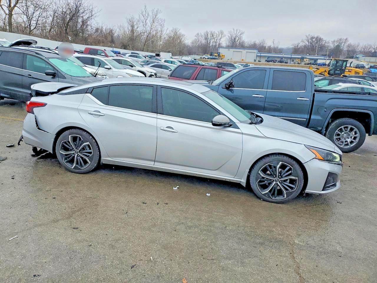 2023 NISSAN ALTIMA