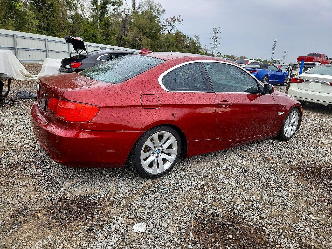 2011 BMW 3 SERIES