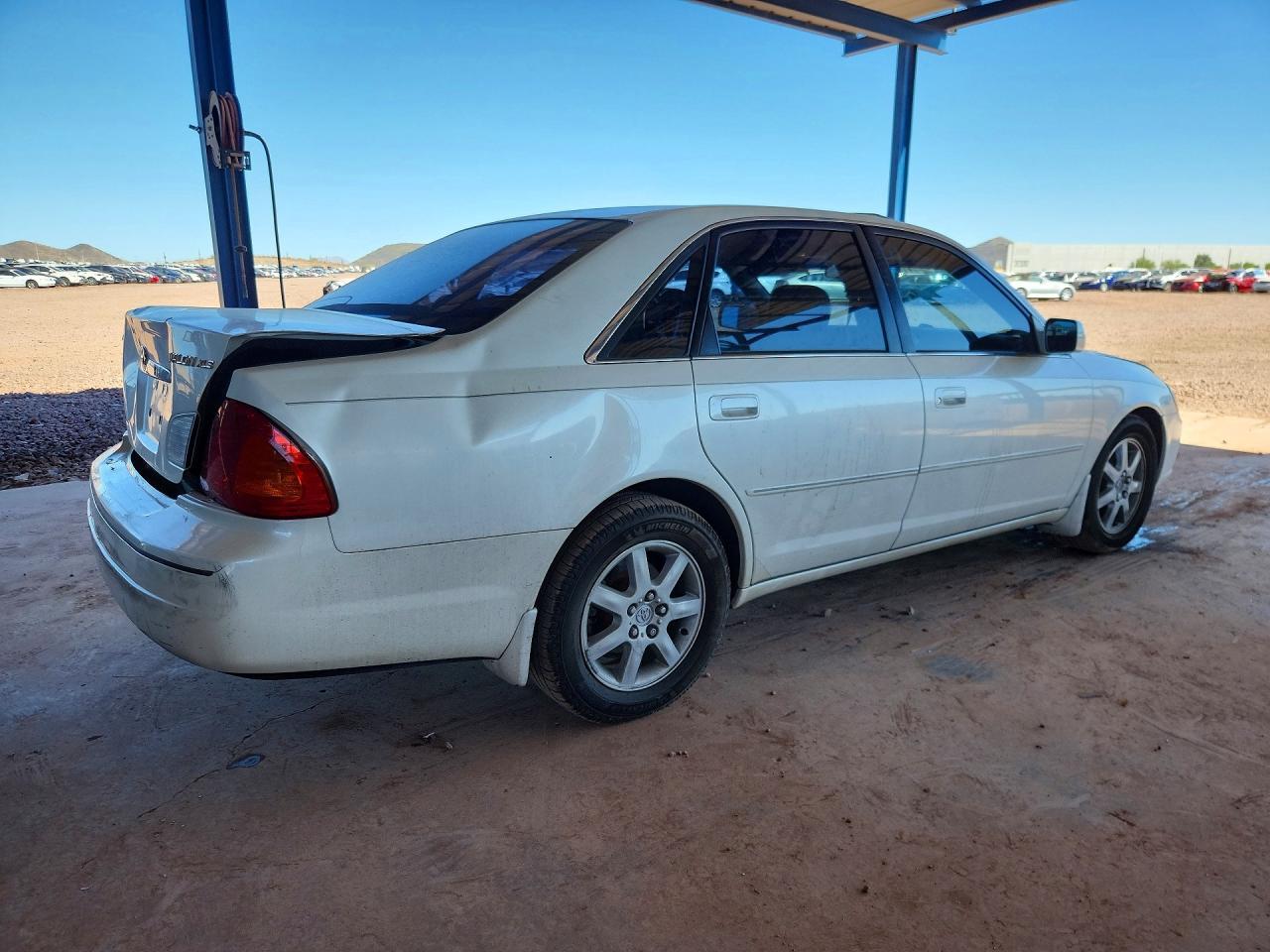 2000 TOYOTA Avalon