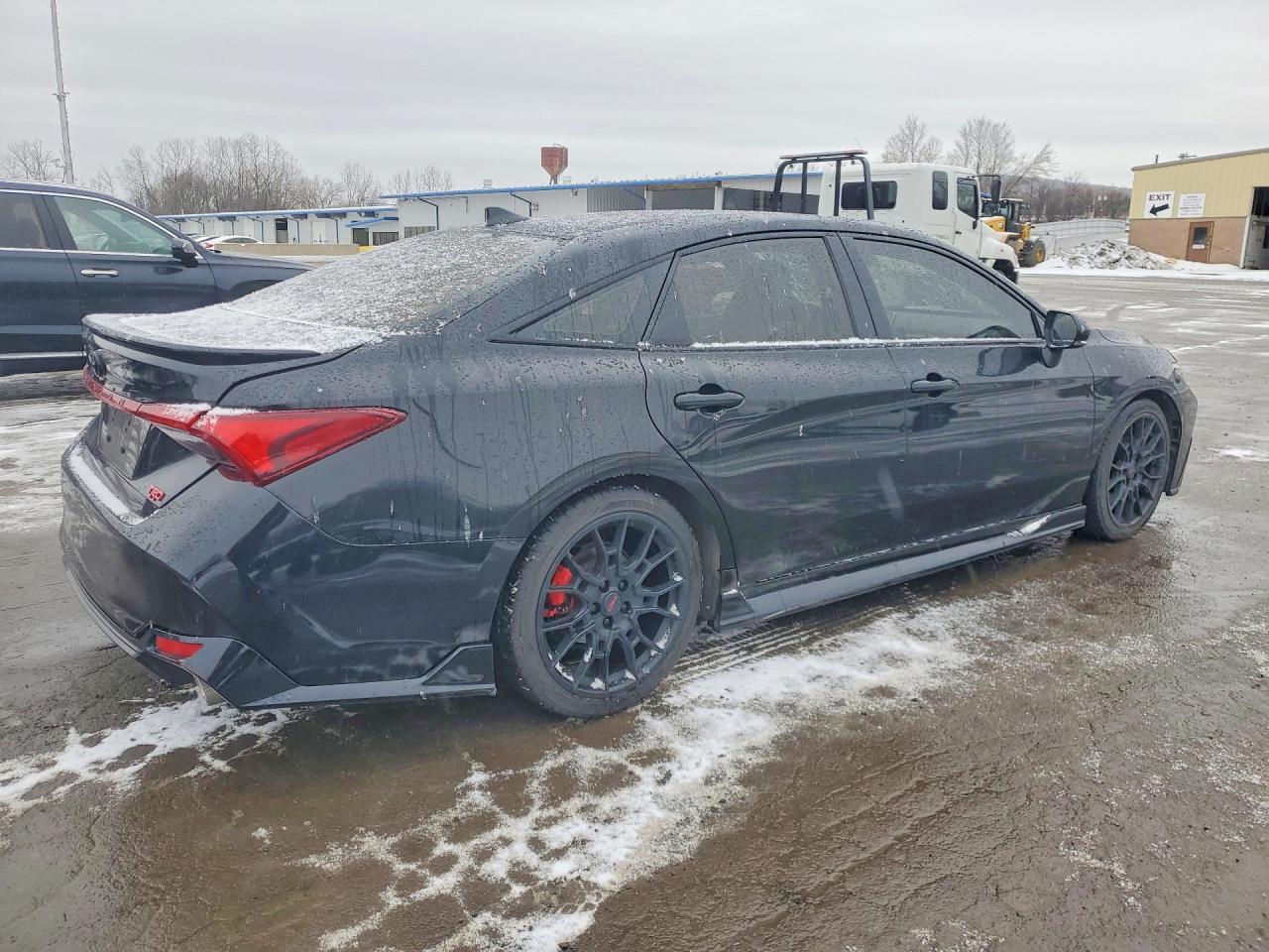 2020 TOYOTA Avalon