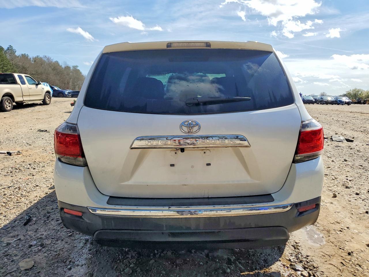 2013 TOYOTA HIGHLANDER