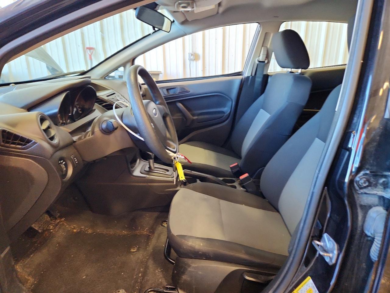 2015 FORD Fiesta