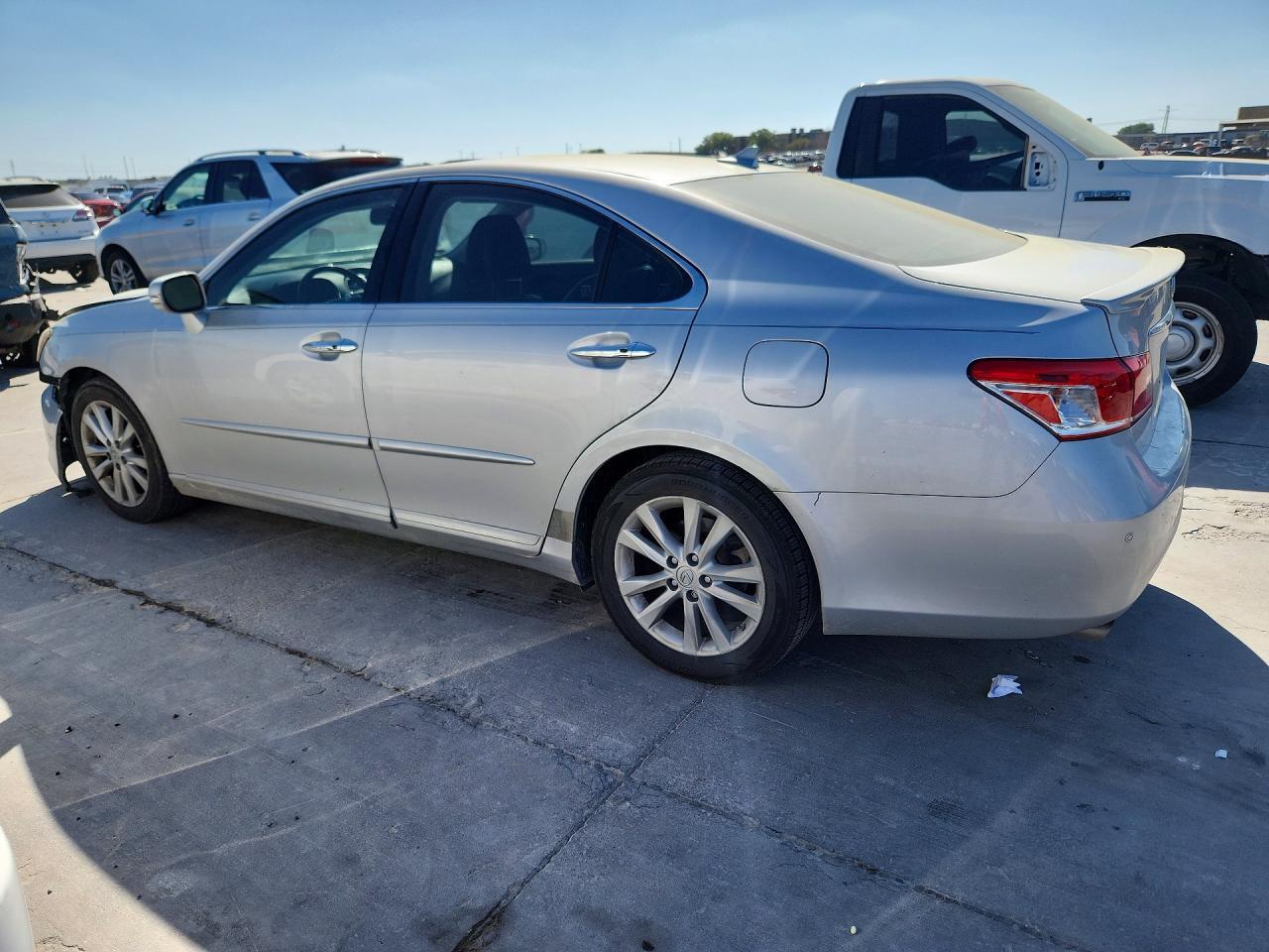 2011 LEXUS ES 350