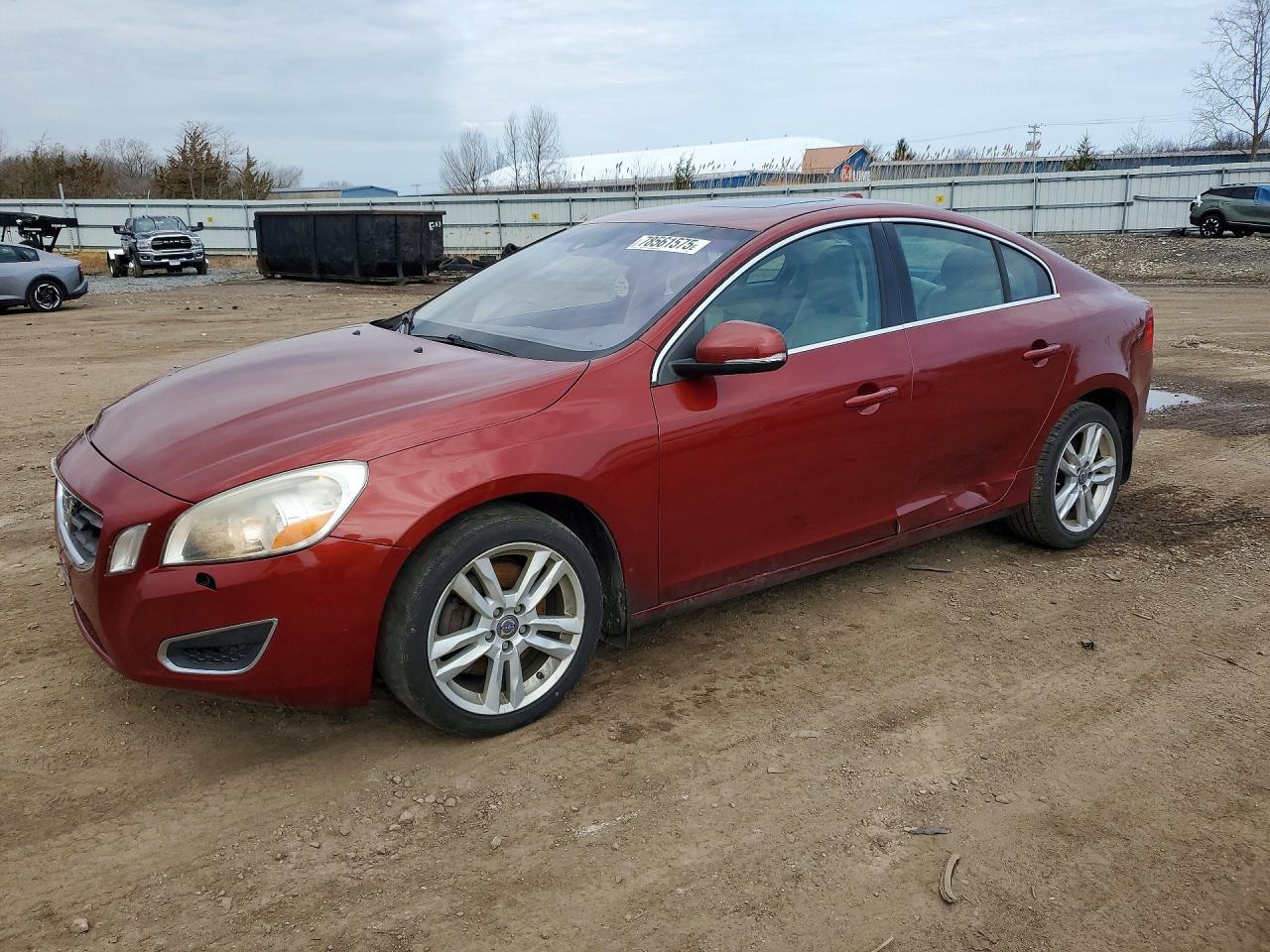 2013 VOLVO S60