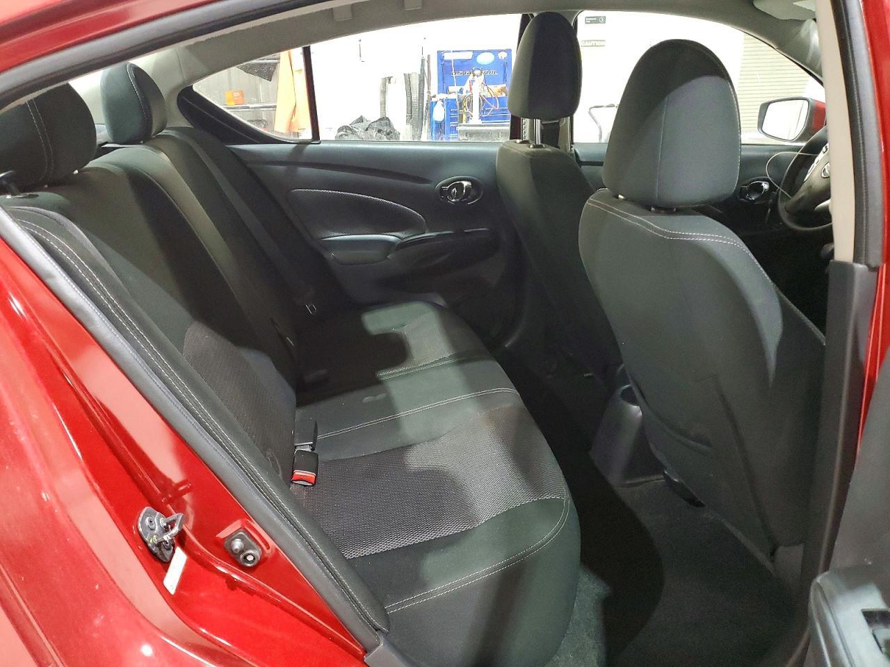 2017 NISSAN VERSA