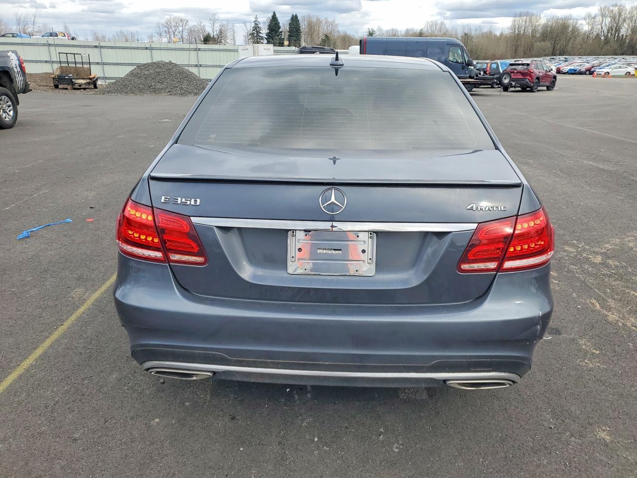 2015 MERCEDES-BENZ E-Class