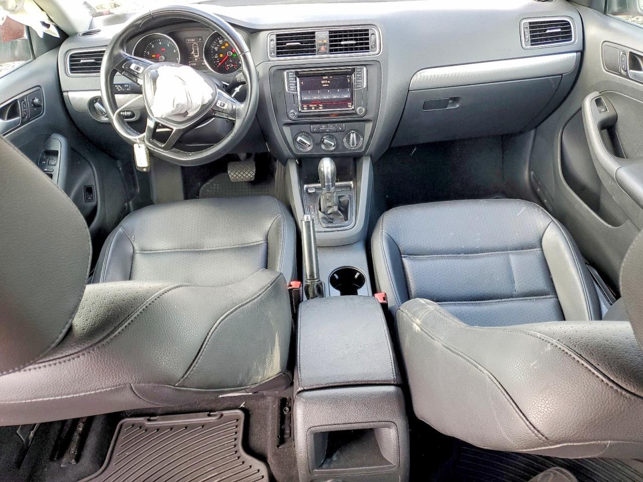 2017 VOLKSWAGEN JETTA