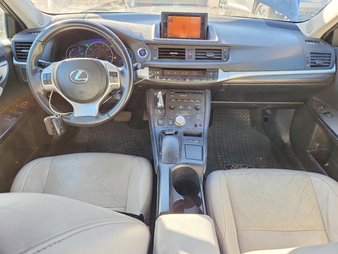 2011 LEXUS CT 200H