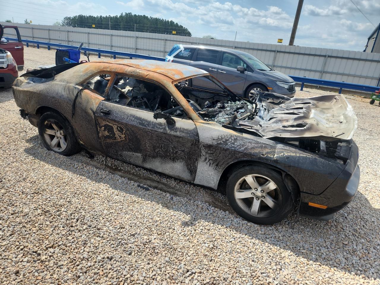 2013 DODGE Challenger