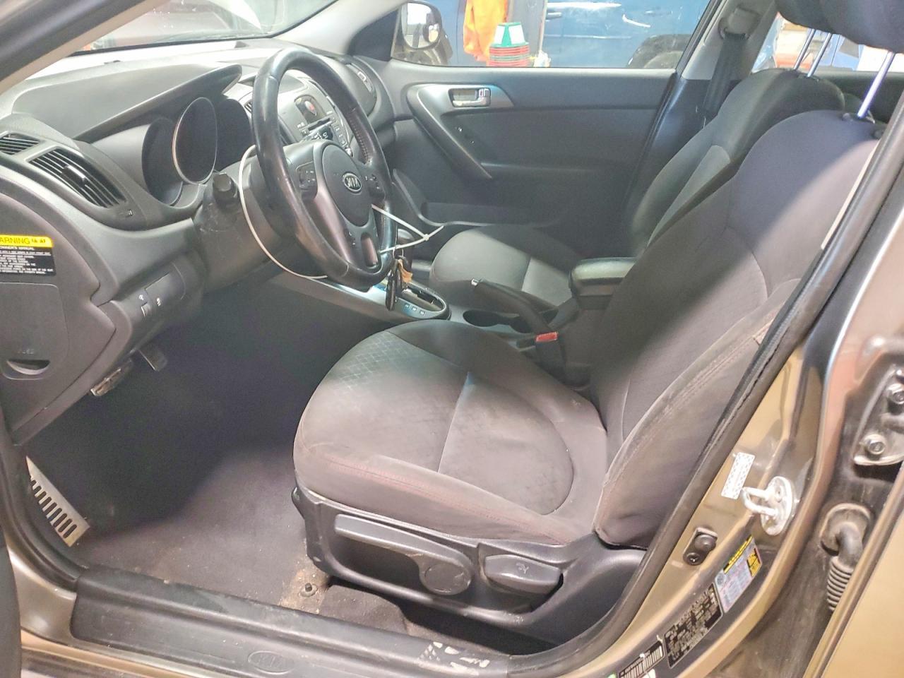 2010 KIA FORTE