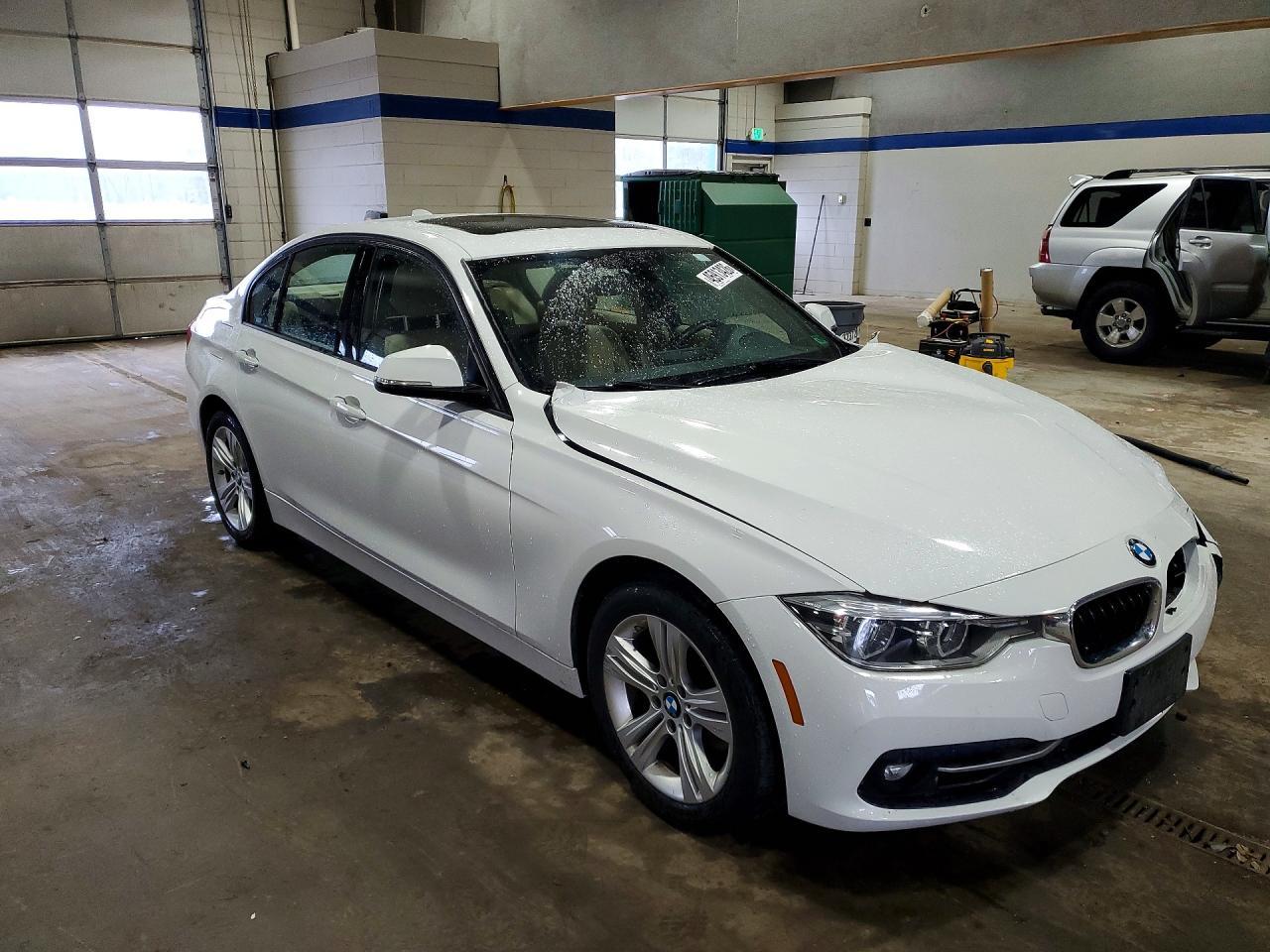 2016 BMW 3 SERIES