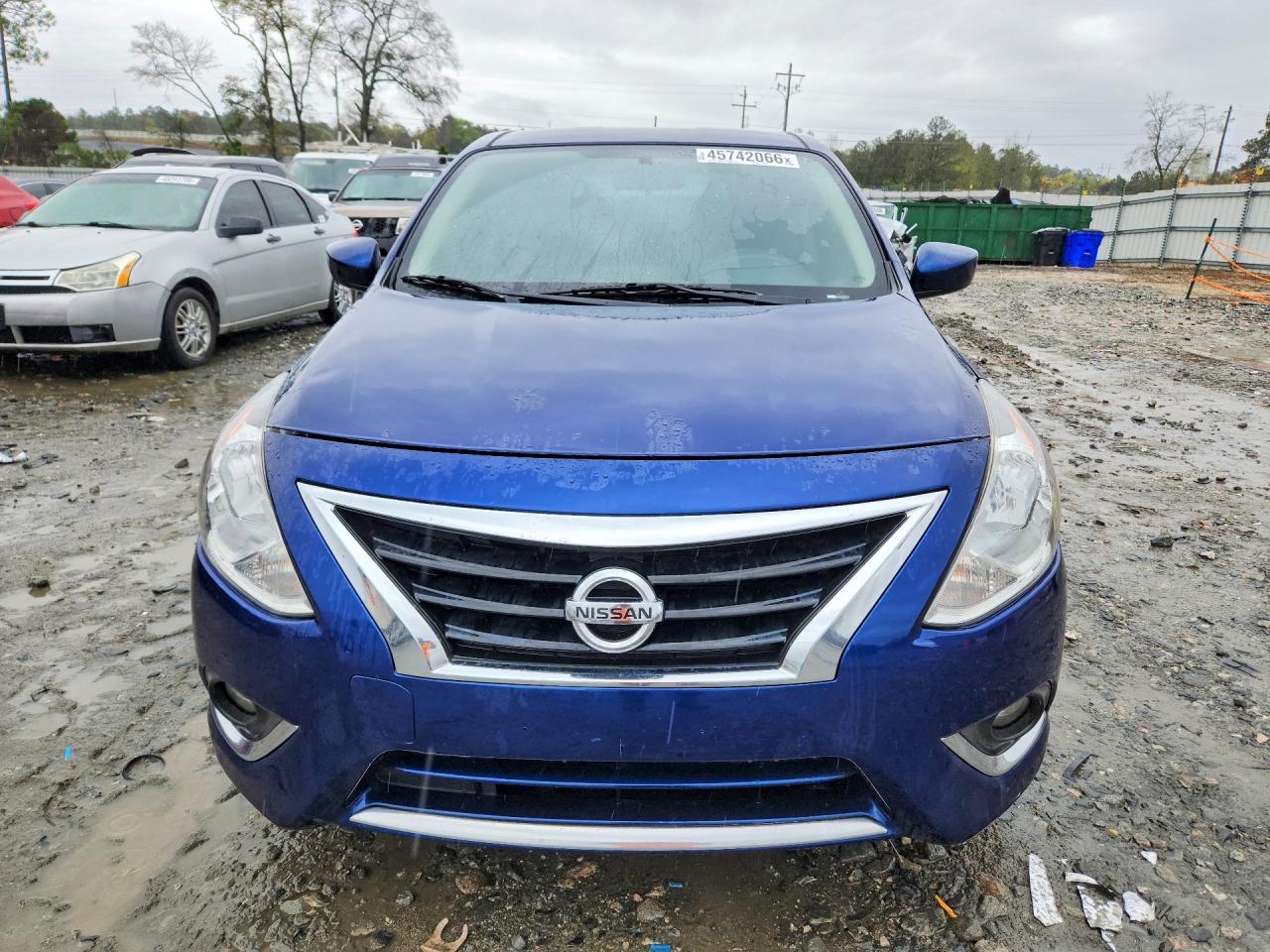 2018 NISSAN VERSA