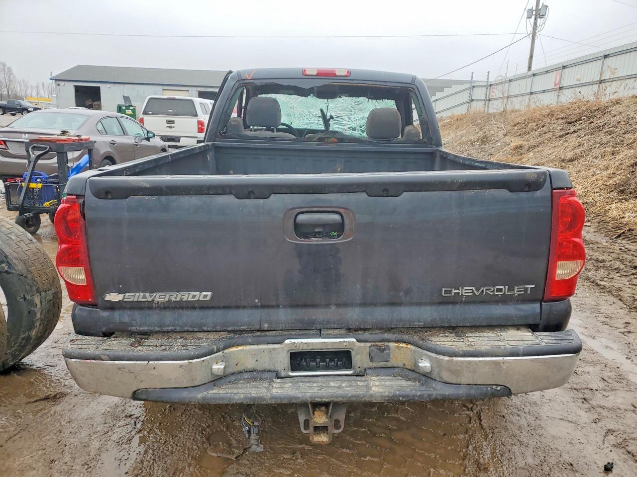 2004 CHEVROLET Silverado