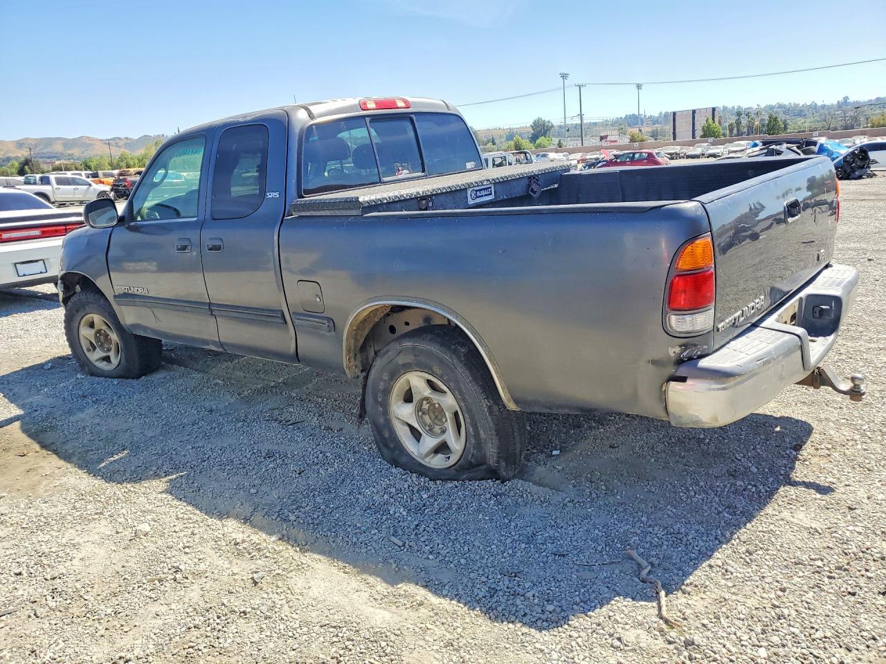 2000 TOYOTA TUNDRA