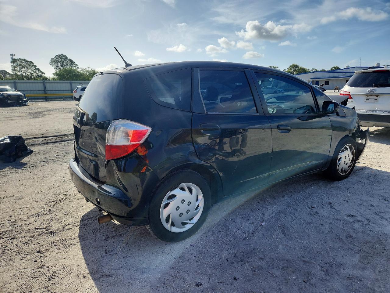 2013 HONDA FIT