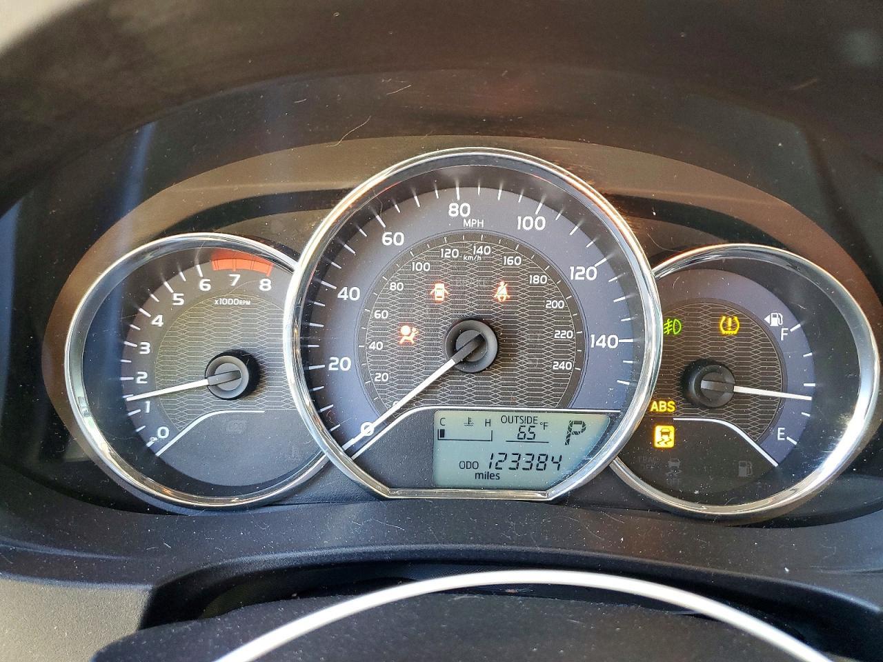 2015 TOYOTA COROLLA