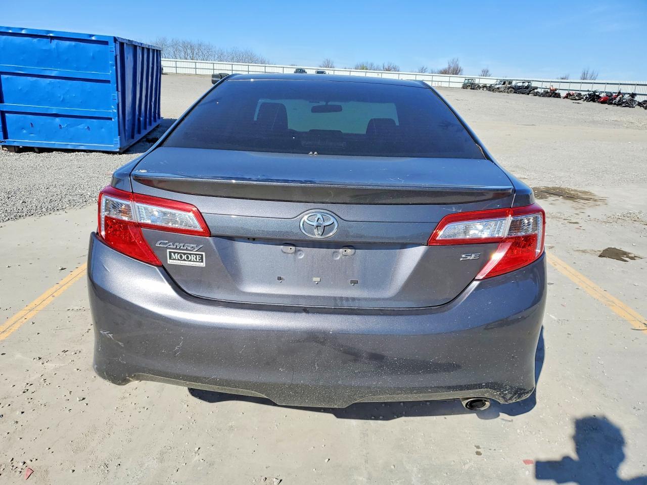 2014 TOYOTA CAMRY