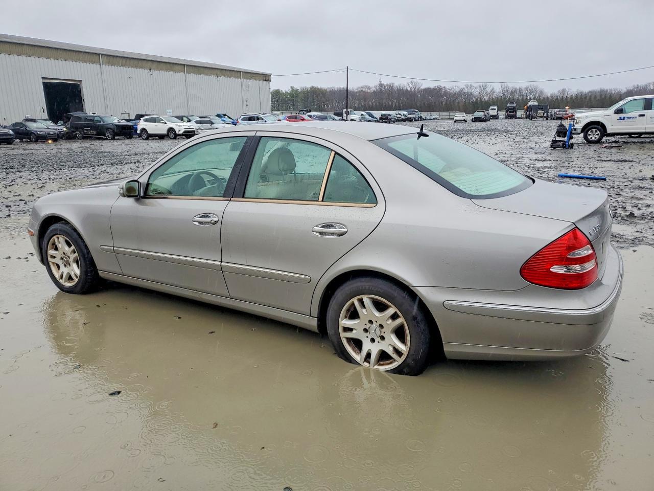 2006 MERCEDES-BENZ E-Class