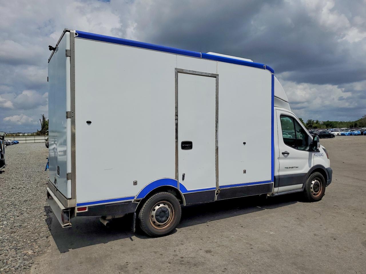 2020 FORD Transit