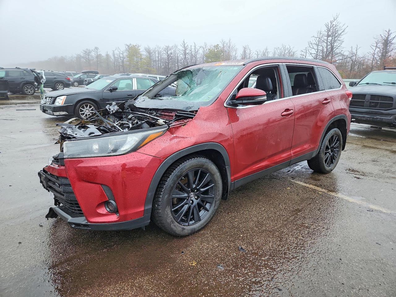 2019 TOYOTA HIGHLANDER