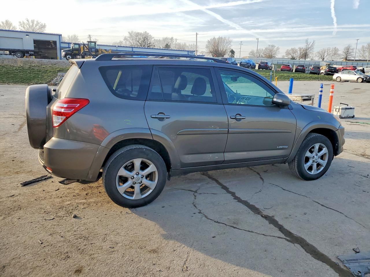 2011 TOYOTA RAV4