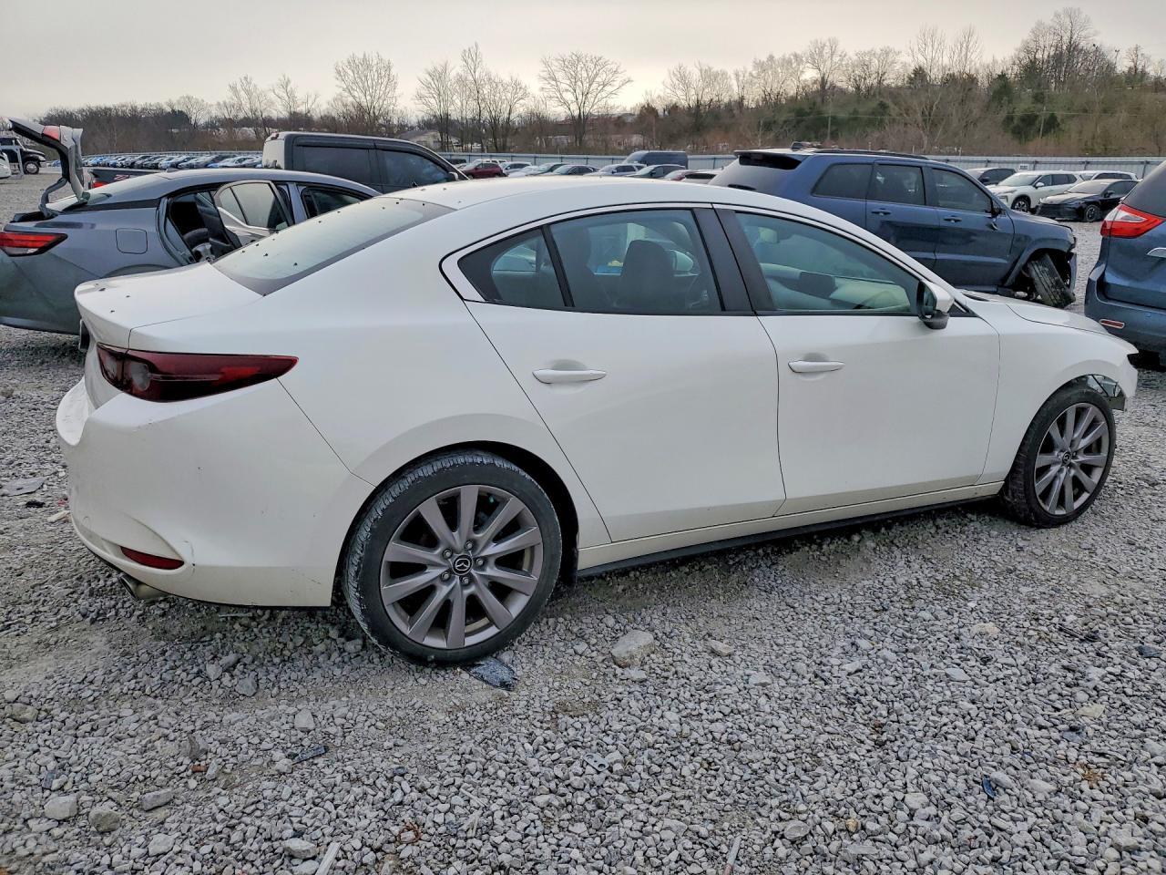 2020 MAZDA 3