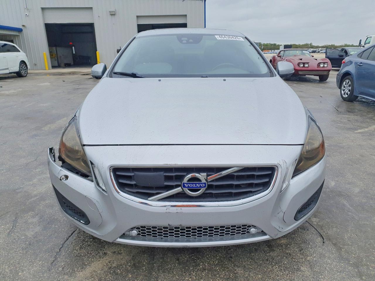 2013 VOLVO S60
