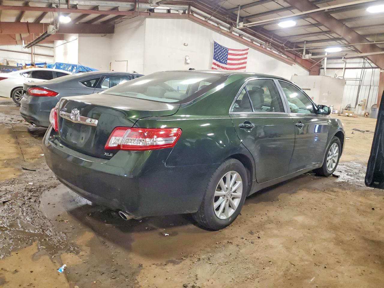 2010 TOYOTA CAMRY