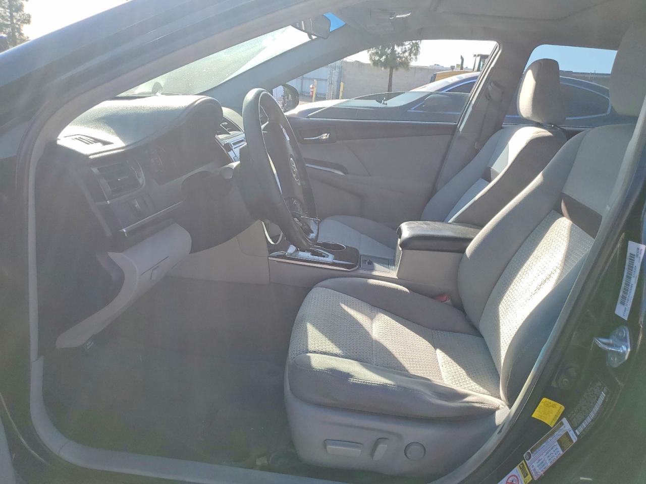 2012 TOYOTA CAMRY