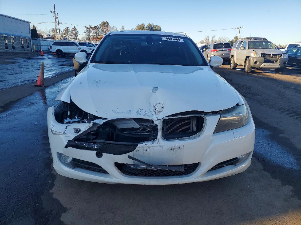 2011 BMW 3 SERIES