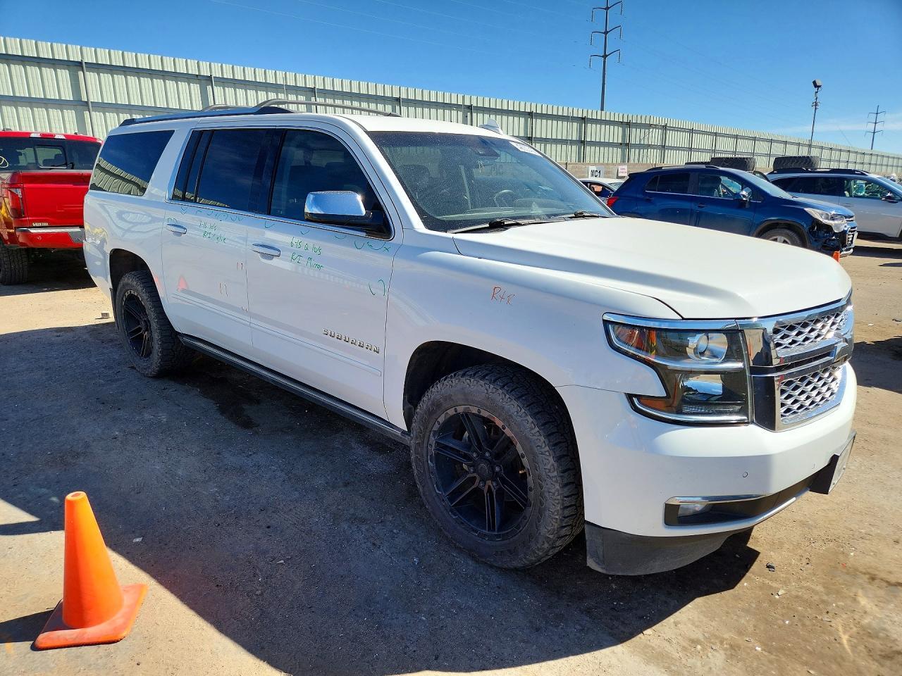 2017 CHEVROLET Suburban