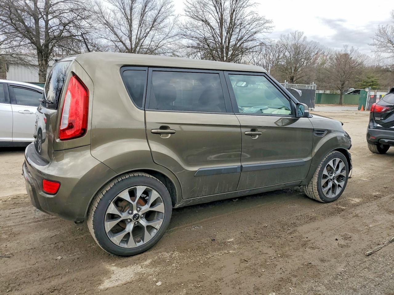 2013 KIA SOUL