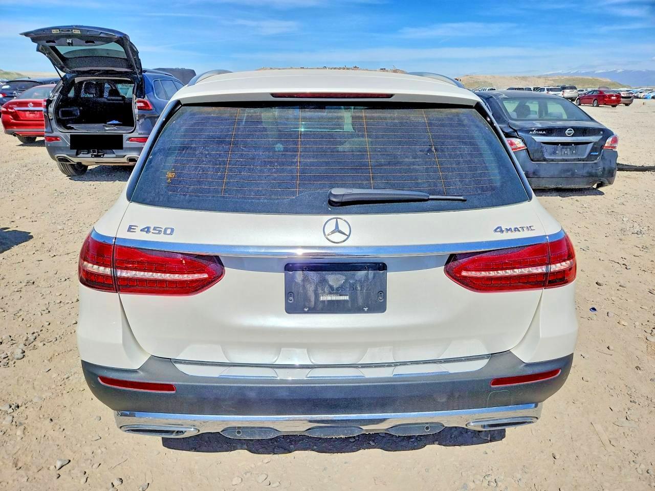 2022 MERCEDES-BENZ E-Class