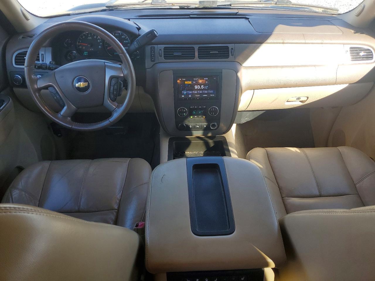 2011 CHEVROLET Tahoe