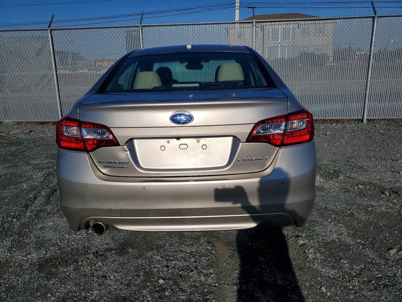 2017 SUBARU Legacy