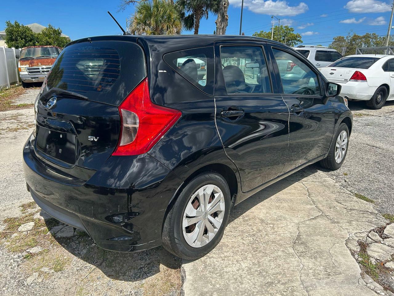 2019 NISSAN Versa Note
