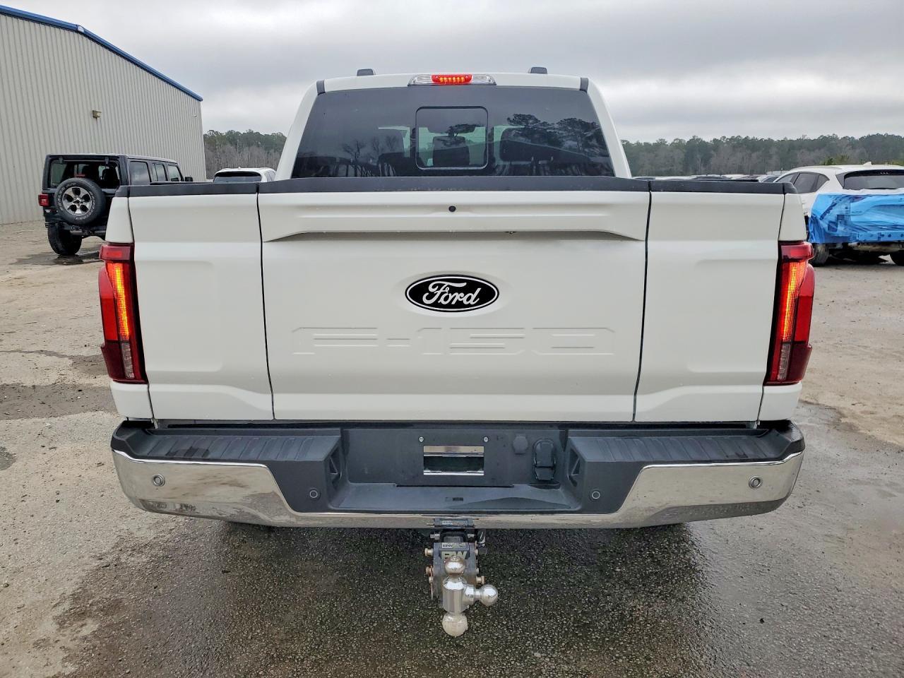 2025 FORD F-150 Lightning