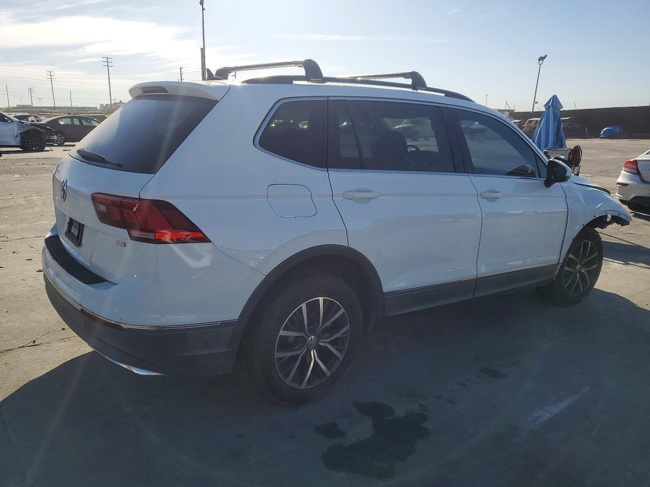 2018 VOLKSWAGEN TIGUAN