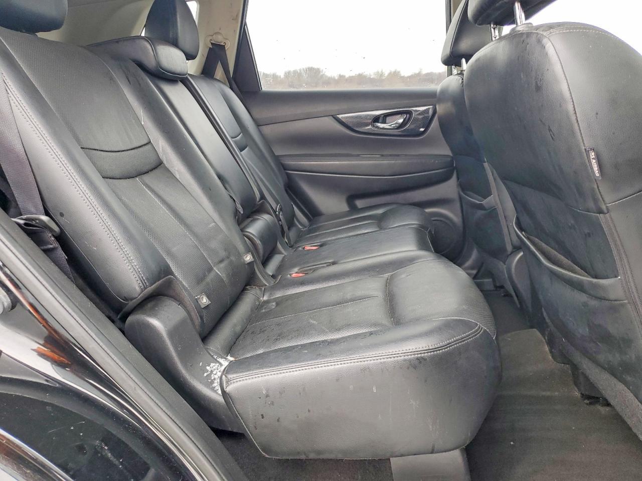 2017 NISSAN ROGUE