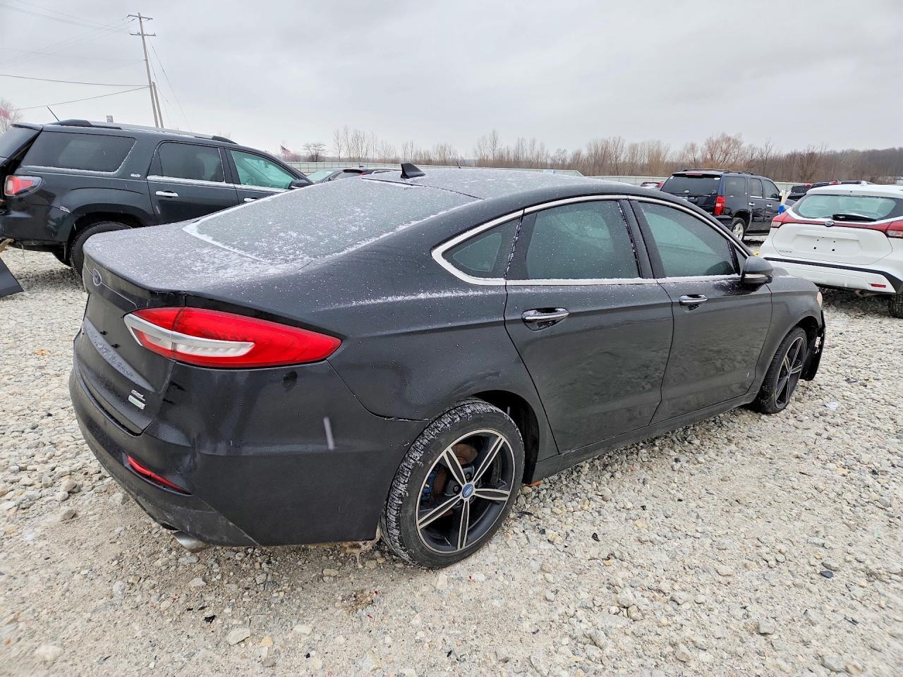 2019 FORD FUSION