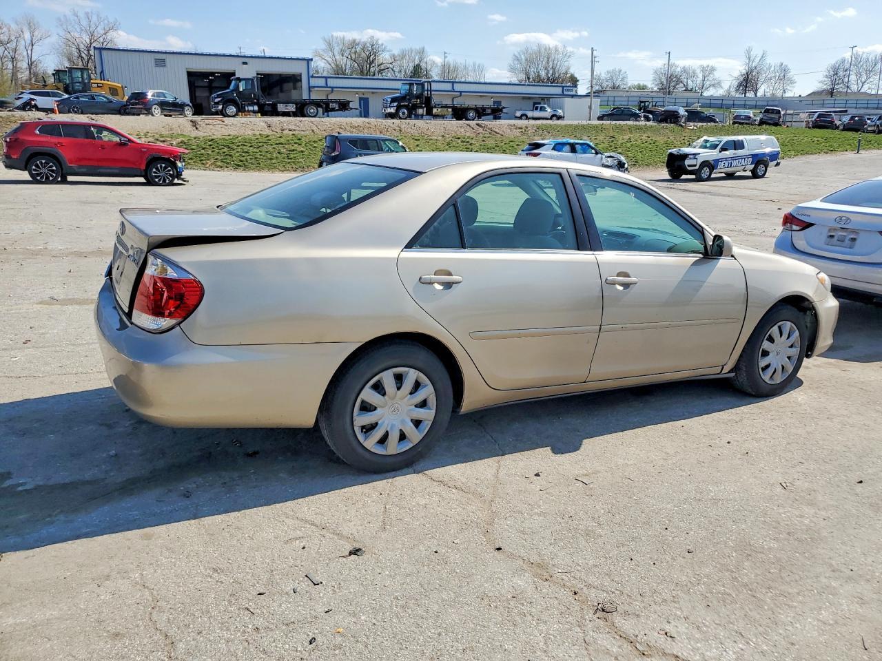 2005 TOYOTA CAMRY