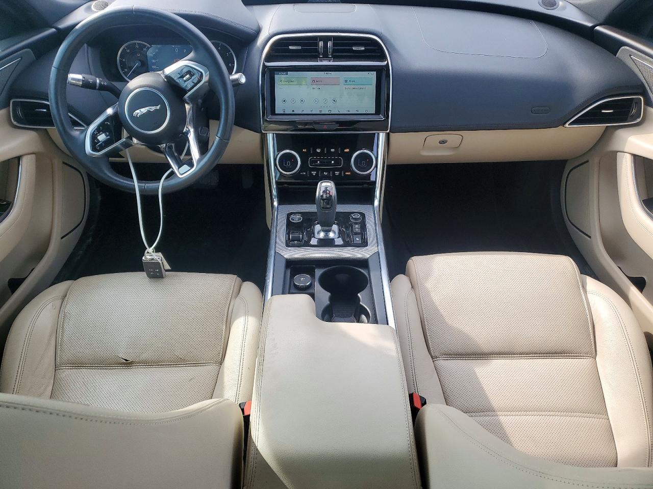 2020 JAGUAR XE