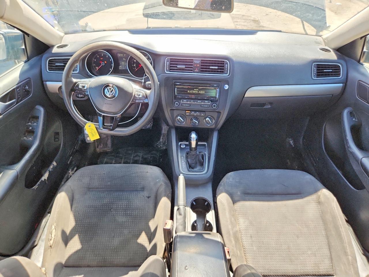 2015 VOLKSWAGEN JETTA