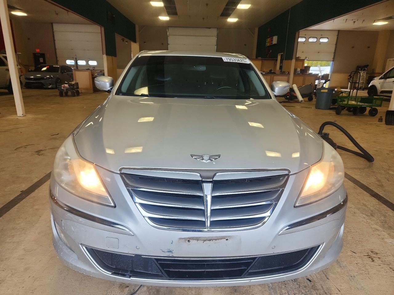 2012 HYUNDAI GENESIS