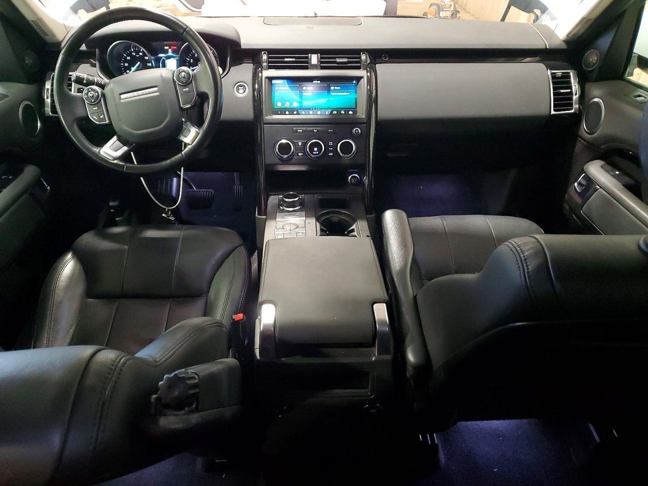 2018 LAND ROVER Discovery