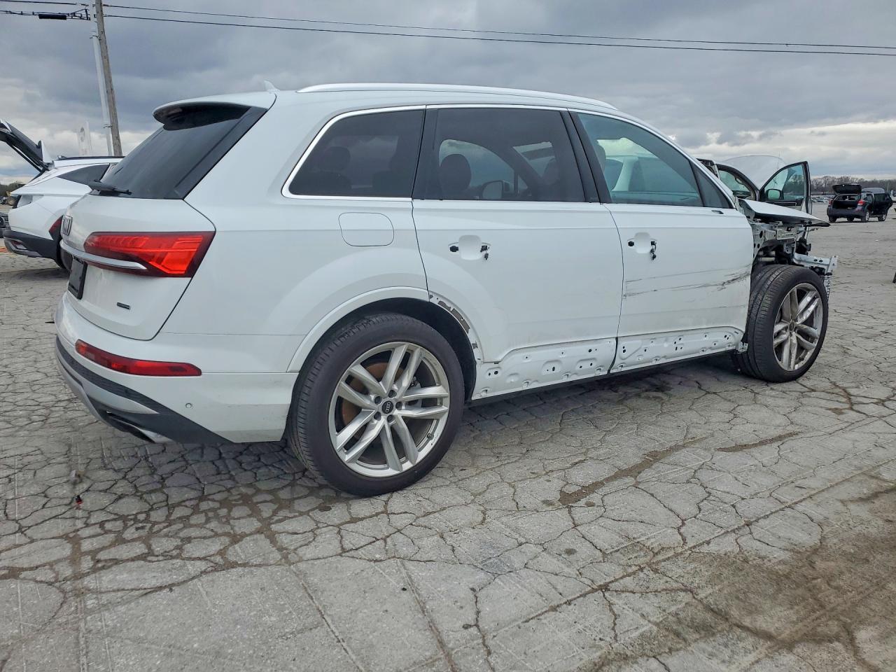 2025 AUDI Q7