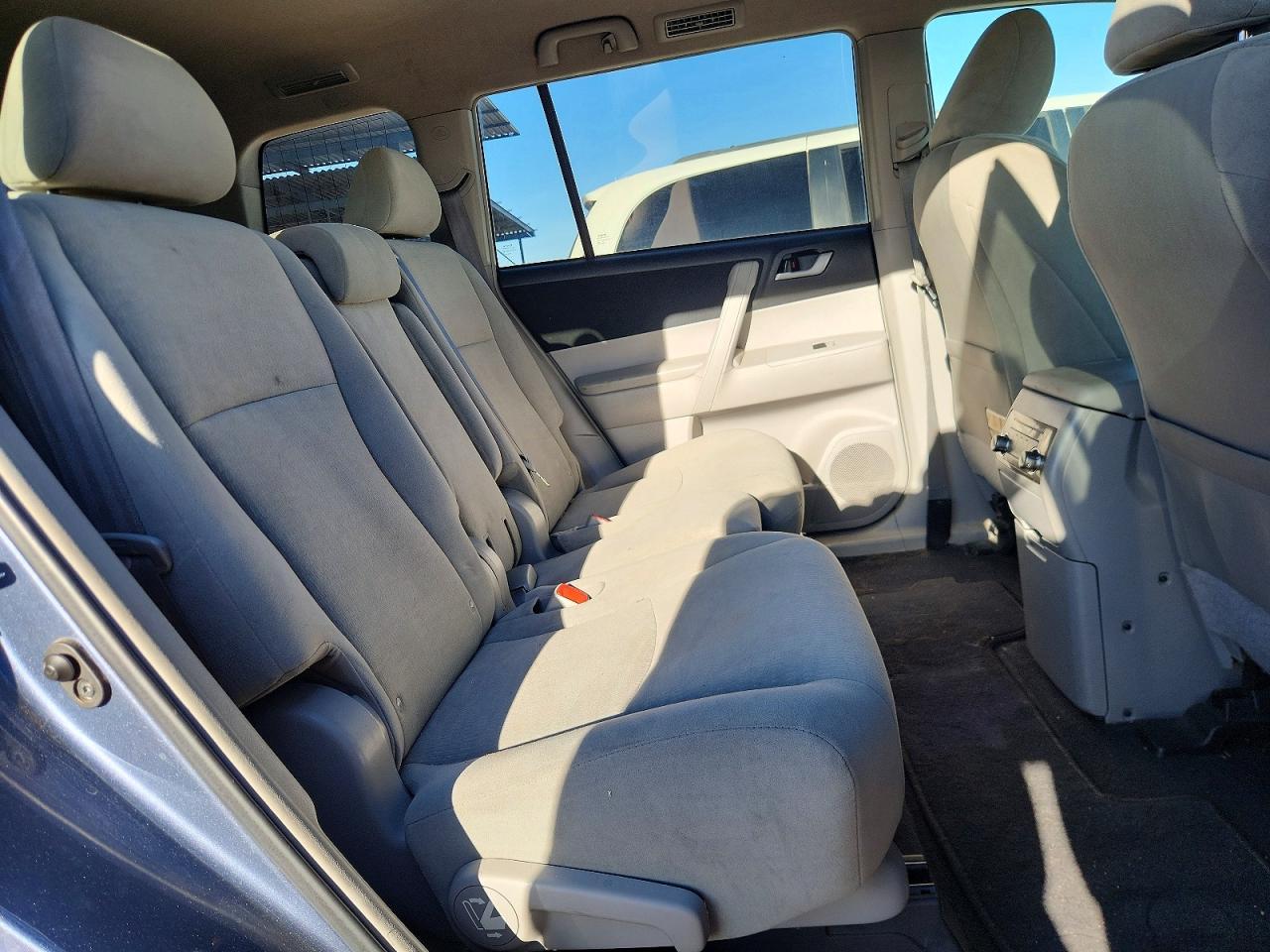 2013 TOYOTA HIGHLANDER